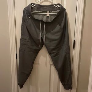 FIGS scrub jogger pants